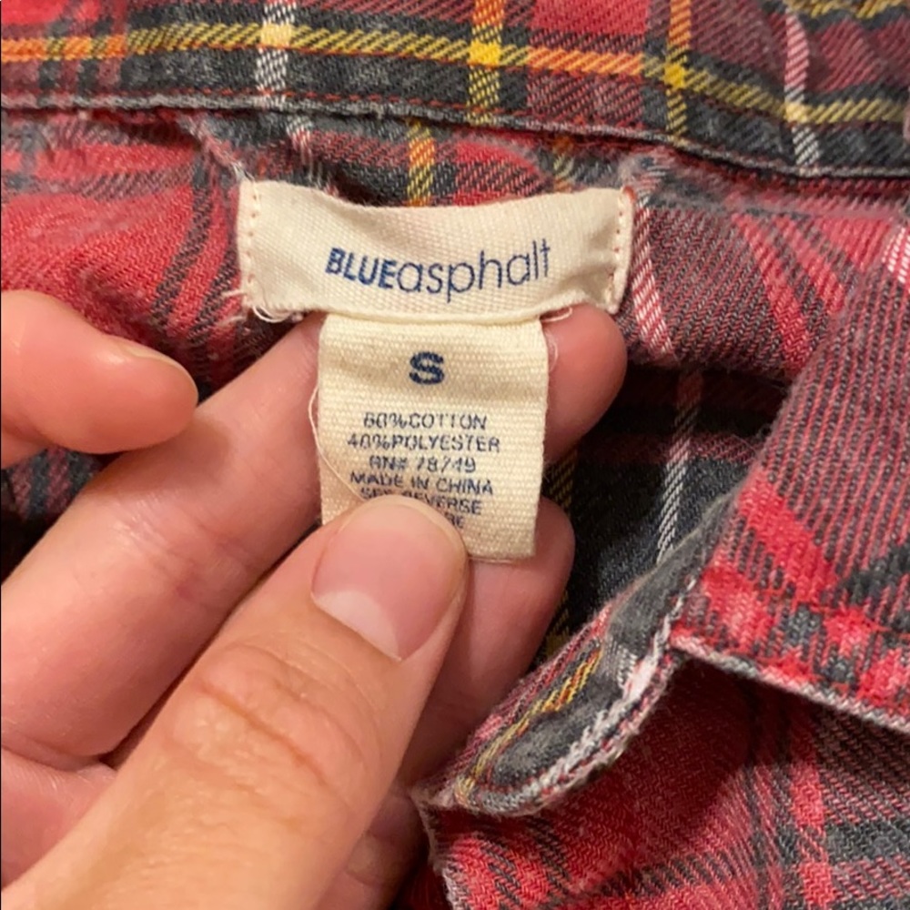 Flannel top - Picture 2 of 2